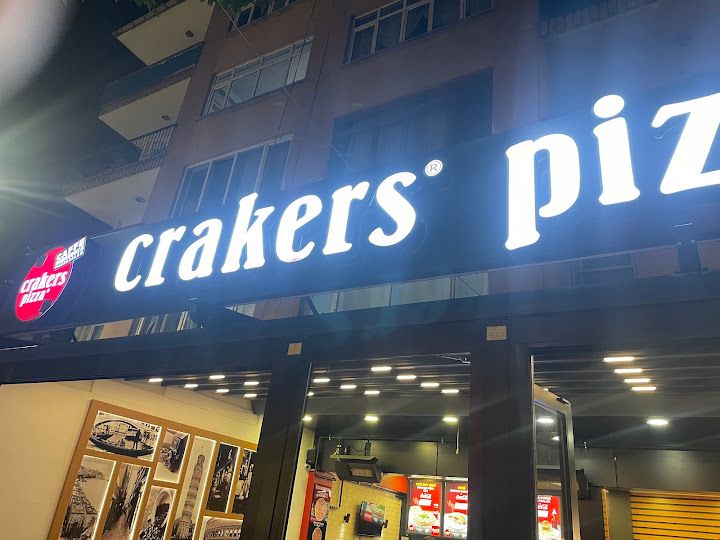 Crakers Pizza Kalkınma