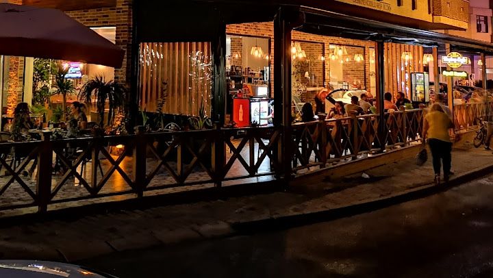 Hoşbeş Cafe & Bistro