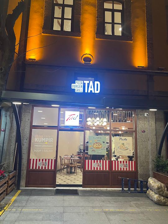 Tad Pizza & Burger