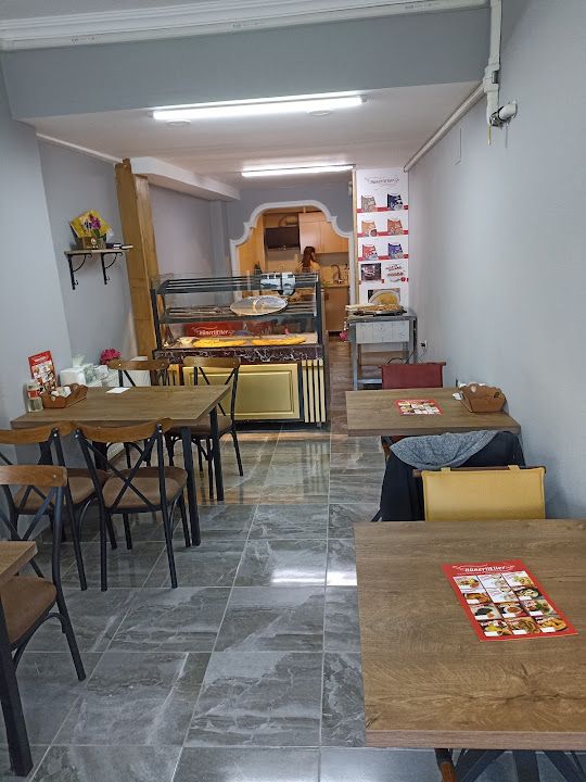 Zeynep Hanım Börek Mantı Ev Yemekleri