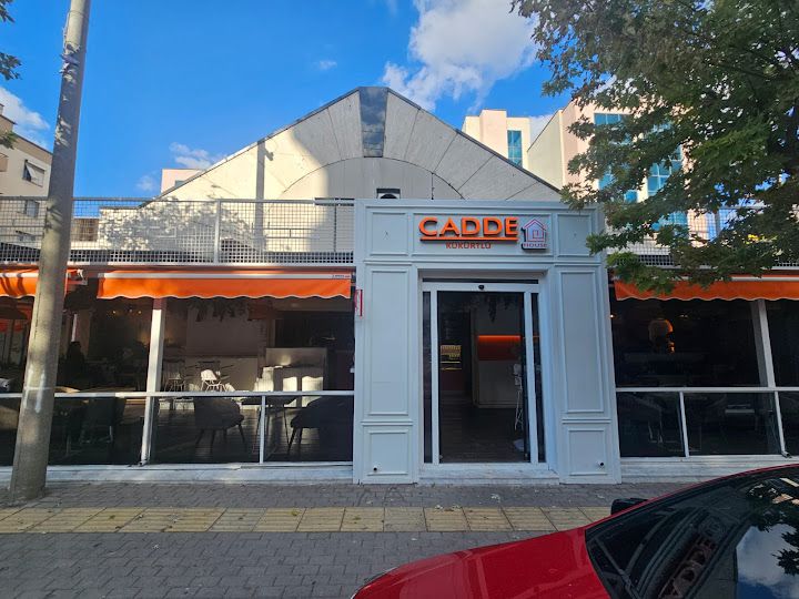 Cadde House Kükürtlü