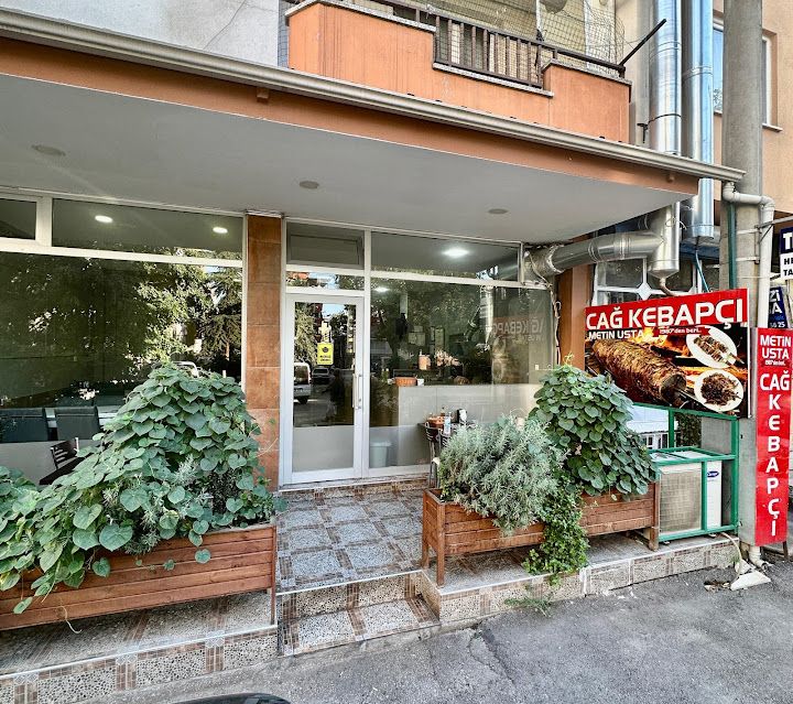 Cağ Kebapçı Metin Usta