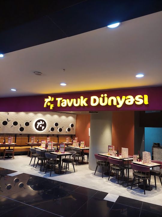 Tavuk Dünyası Kent Meydanı