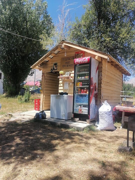 Munzur Aile Çay Bahçesi