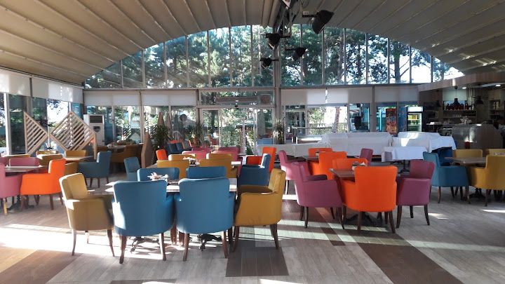 Karayollari Cay Bahcesi