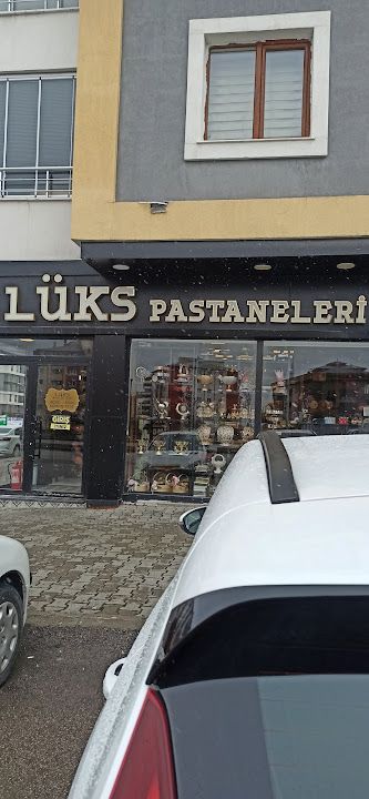 Lüks Pastaneleri