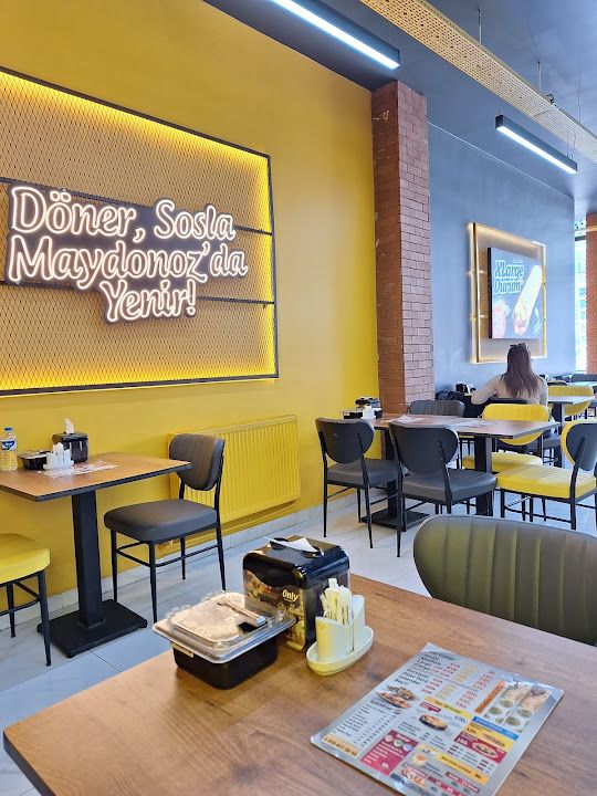 Maydonoz Döner Palandöken Şubesi