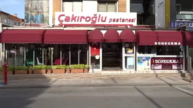 Çakıroğlu Pastanesi