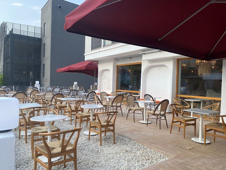 Monaco Coffee & Bakery