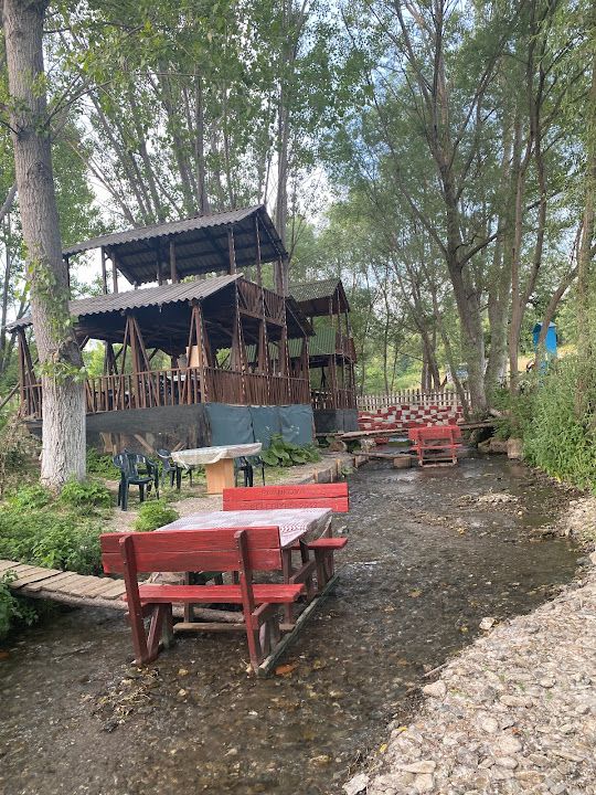 Kemaliye Dereboyu Alabalık Restoran