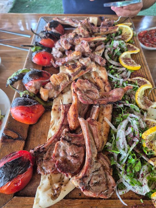 Bademlitepe Et Lokantası