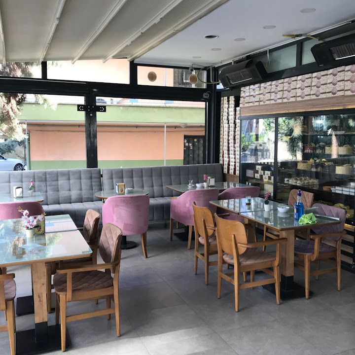 Büyük Saraylım Muhallebi Pasta Cafe
