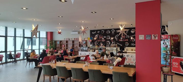 Cafe 360 Lounge