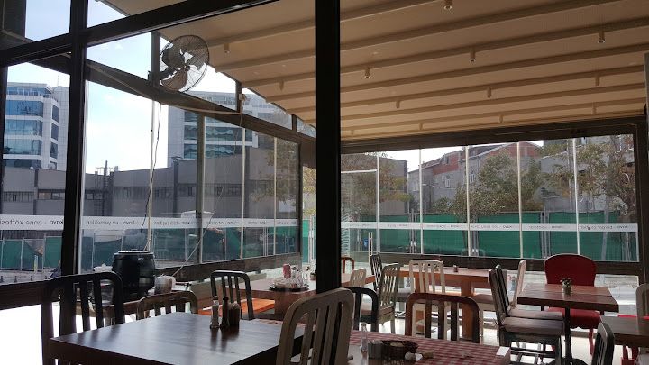 Cafe Plus