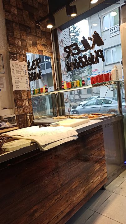 İkiler Pide Salonu