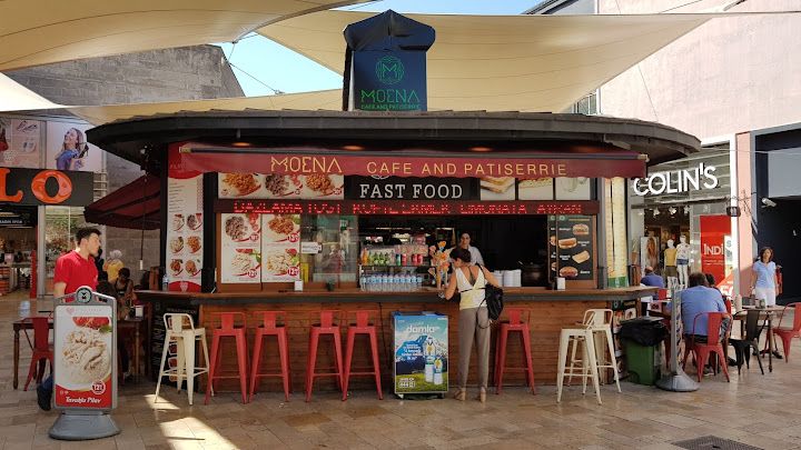 Moena Cafe