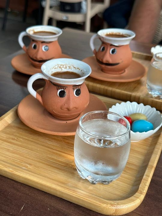 Öz Maraş Dondurma & Sicak Tatli
