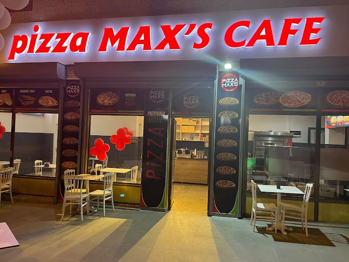 Pizza Max's Cafe