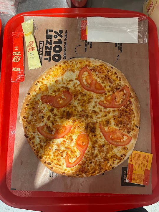 Terra Pizza - Lens AVM