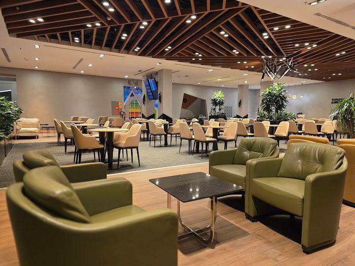 THY Lounge