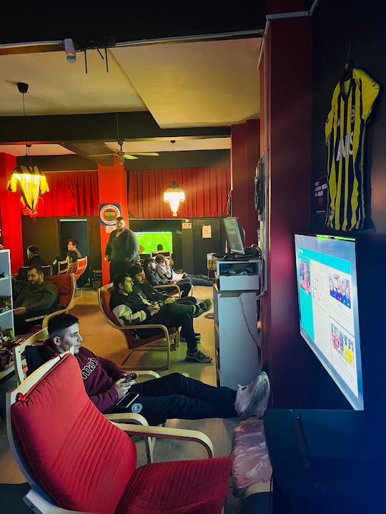 Vip Play Station Cafe