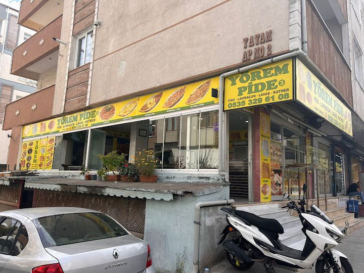 Yörem Pi̇de
