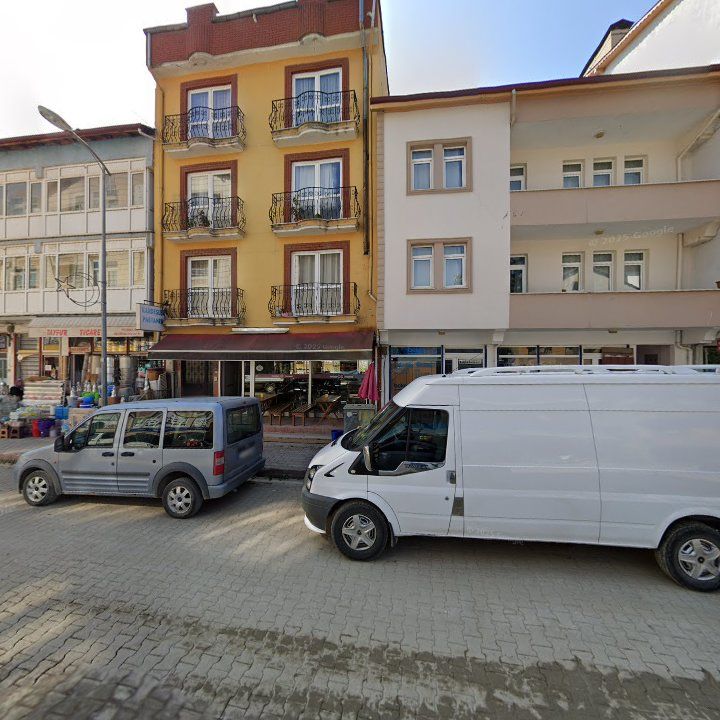 Uğur Pastanesi