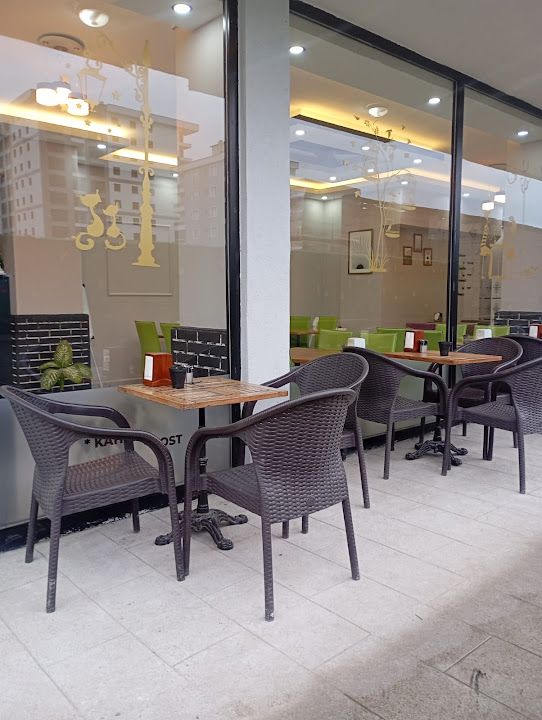 Yakamoz Cafe & Restorant & By Karaman