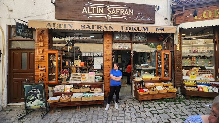 Altin Safran