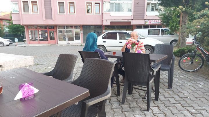 Arsamiea Çiğ Köfte Muhabbet Kafe
