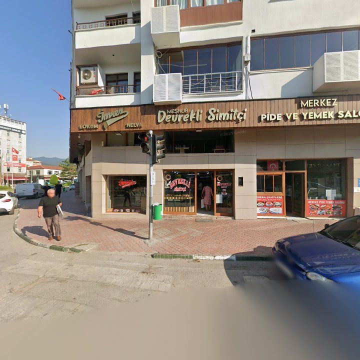 Meşhur Devrekli Simitçi