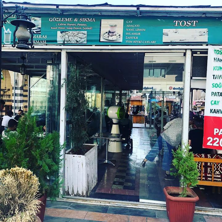 Çarşı Cafe Aile Çay Bahcesi