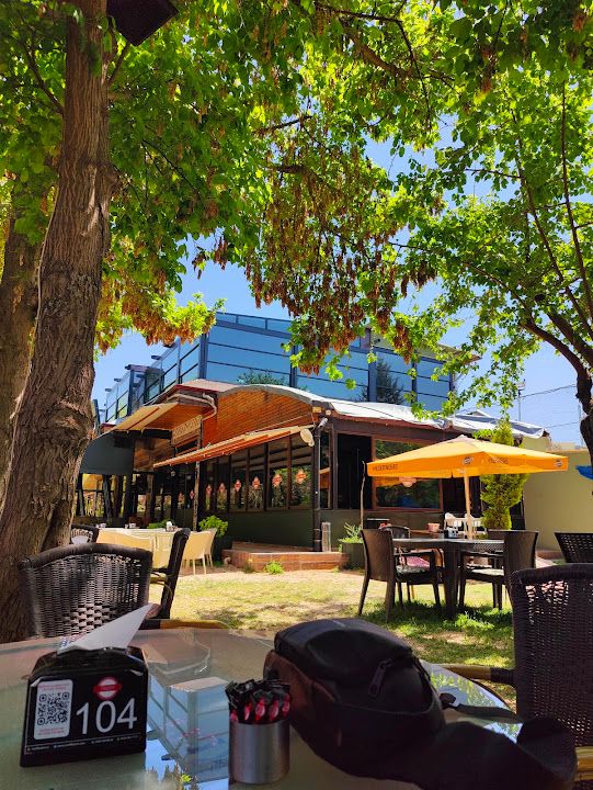 Treff Bistro Restaurant