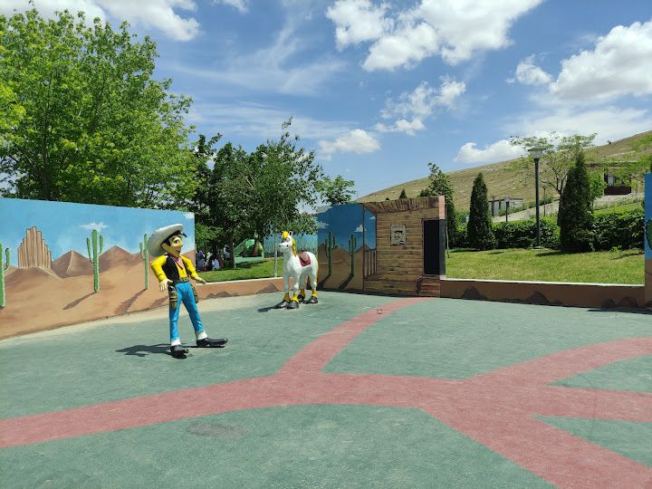 Yeşil Vadi Masalpark Kapisi