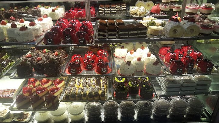 Akçay pastanesi