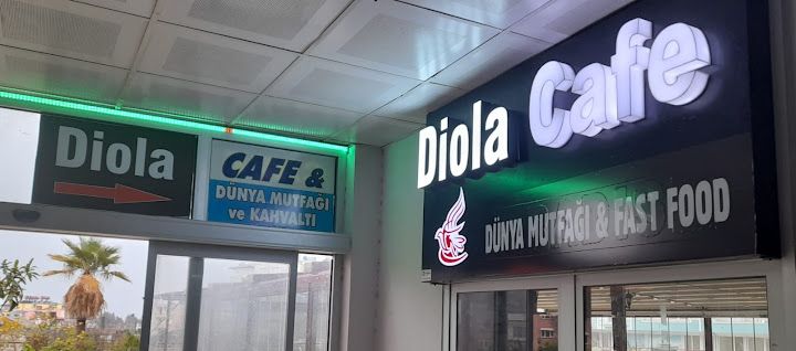 Diola Cafe