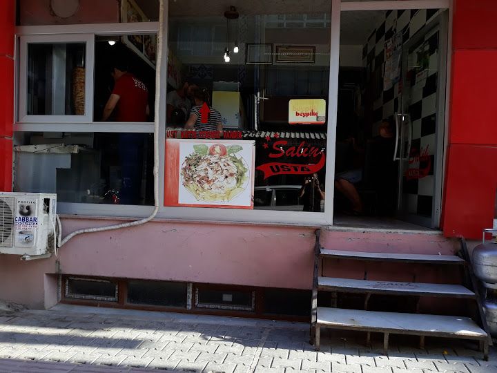 Salih Usta Döner Salonu
