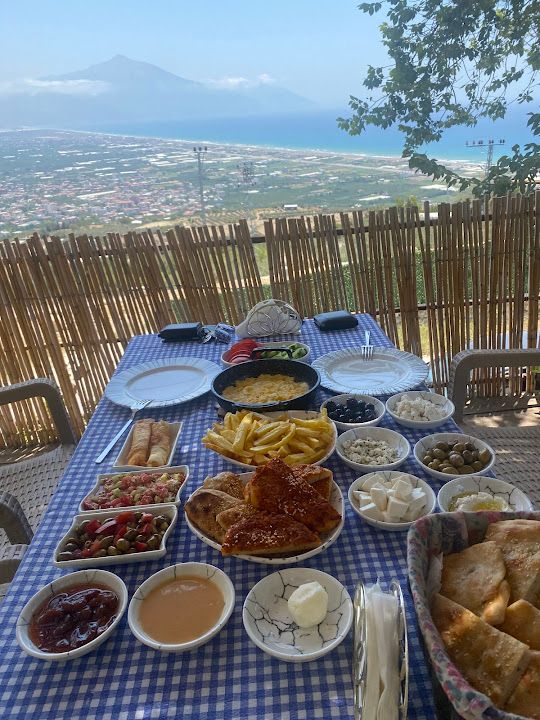 Zeytinli Bahçe Kahvaltı
