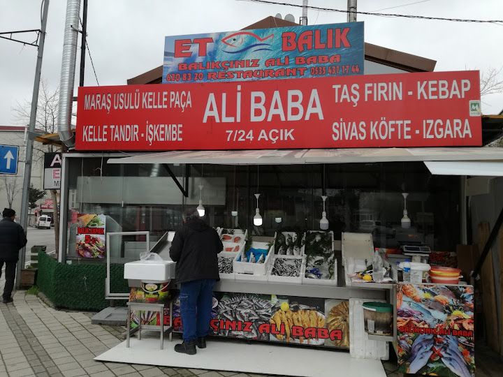 ALi BABA ET MANGAL
