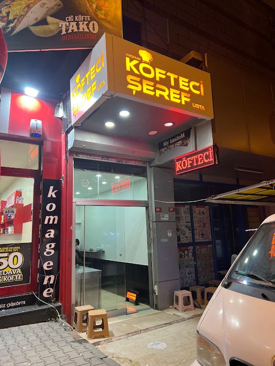 Köfteci Şeref Usta