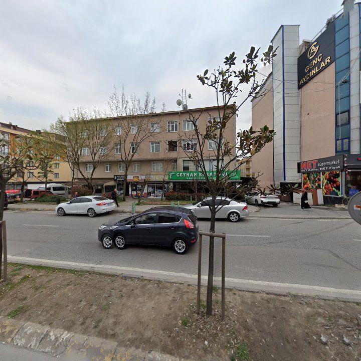 Küçük Ev Yemek ve Döner Salonu