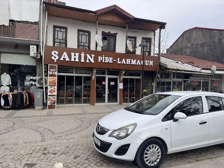 Şahin Pide & Lahmacun
