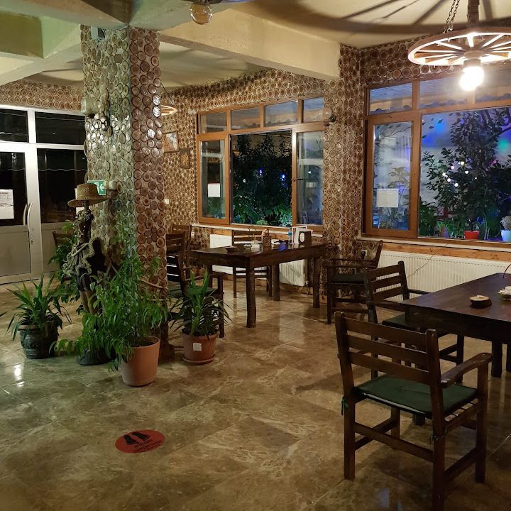 Mamafih Cafe