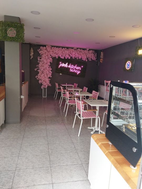 Pink Kitchen Saray