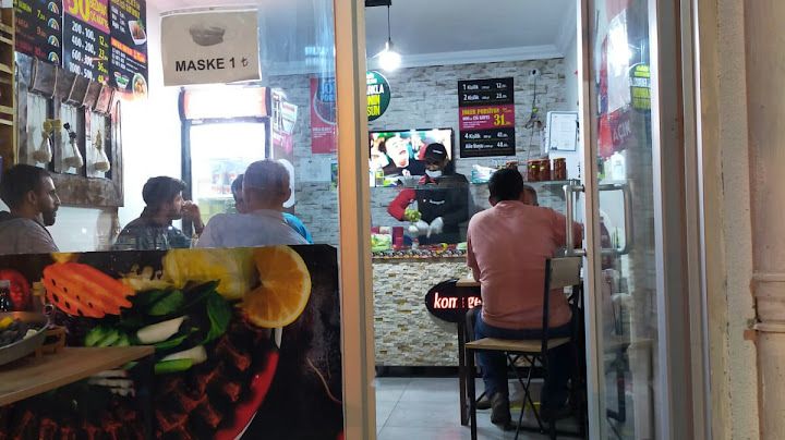 Van Saray Çarşı Komagene Komagene Etsiz Çiğ Köfte