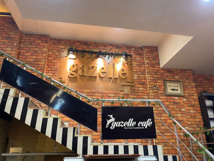 Gazelle Lounge