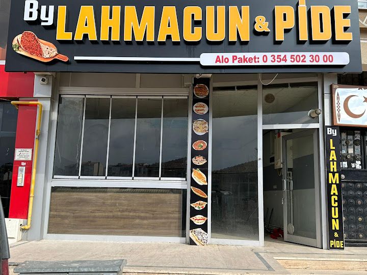 By Lahmacun Pide