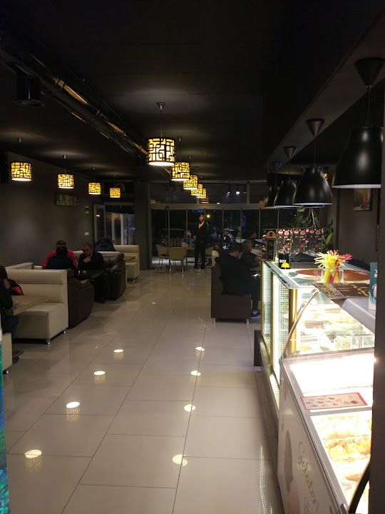 HANEDAN CAFE