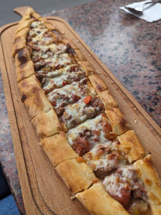 Antepeli Pide, Lahmacun & Kebap