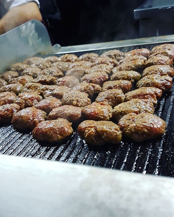 Boğaziçi Köftecisi